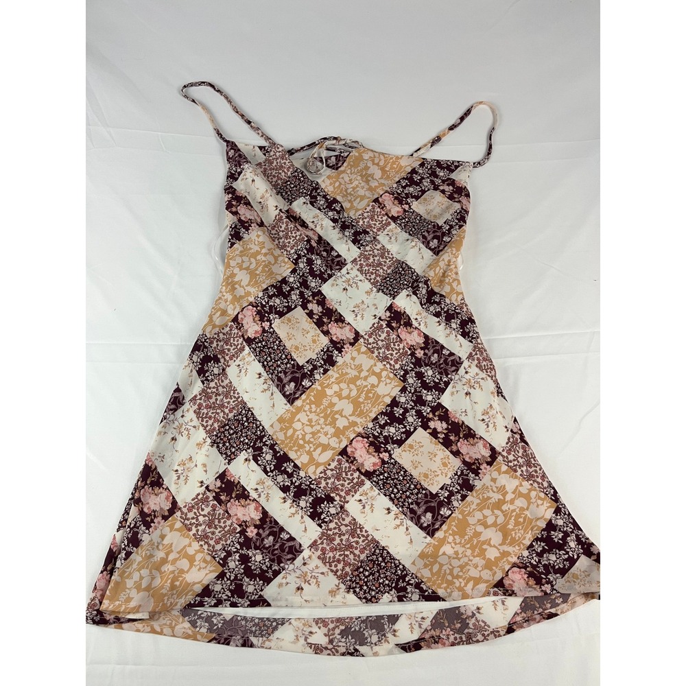 LE LIS COLLECTION Patchwork Floral Print Slip Dre… - image 2